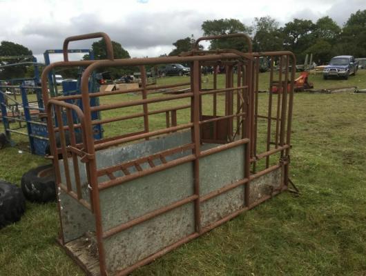 Cattle Crush £380 plus vat £456
