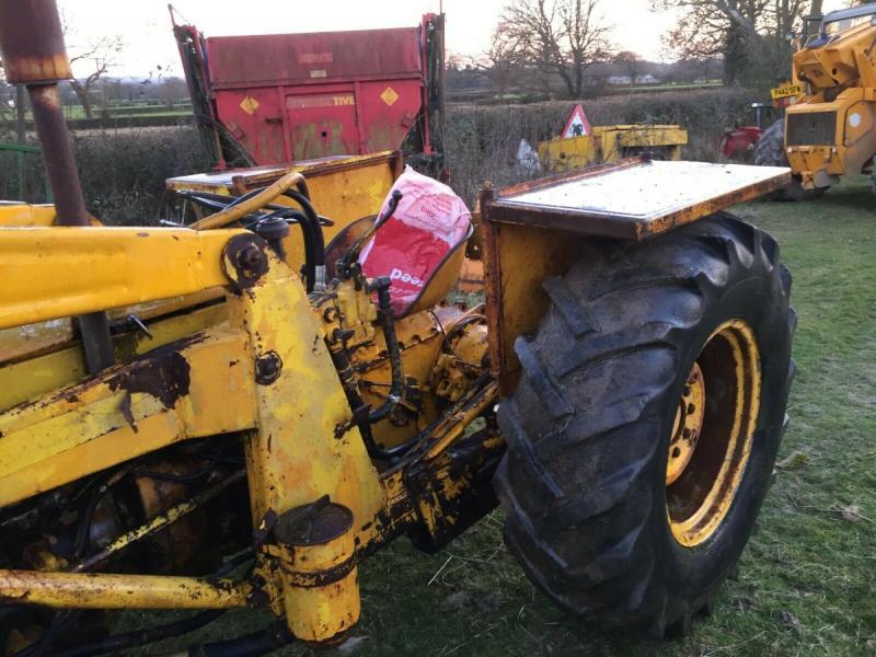 Massey Ferguson 135 Loader tractor £1750