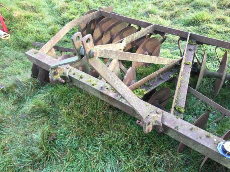 Dusc Harrows - Tractor mounted £390 plus vat £468