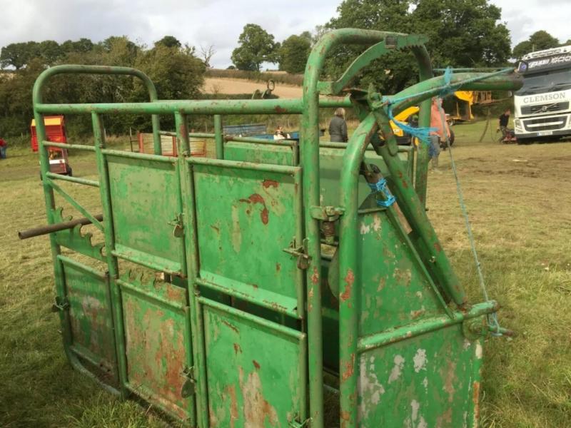 Cattle Crush £480 plus vat £576